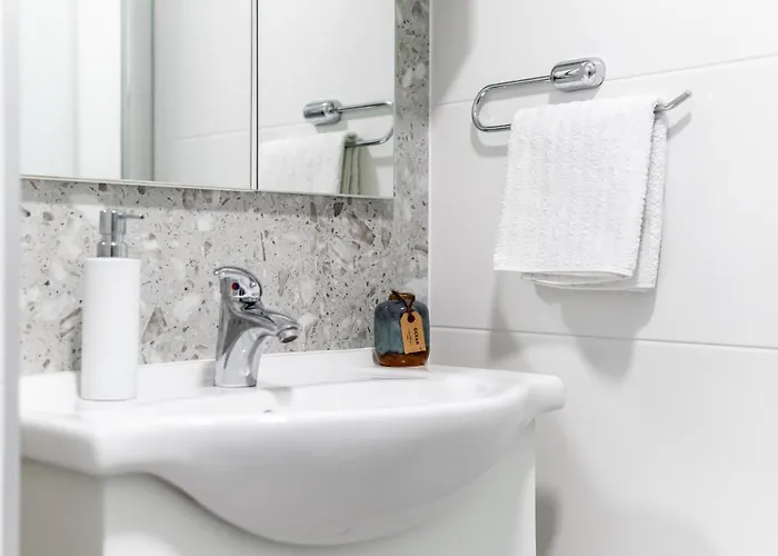 And Vuleta, Close To The Apartman Makarska