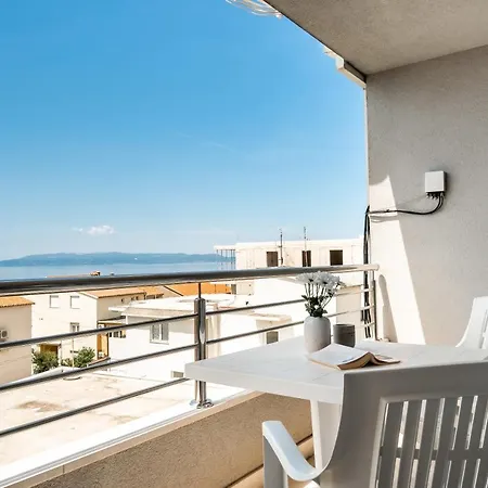 And Vuleta, Close To The Apartman