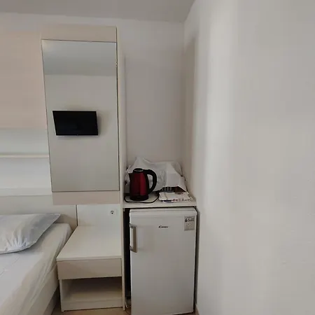Apartment And Vuleta, Close To The Makarska